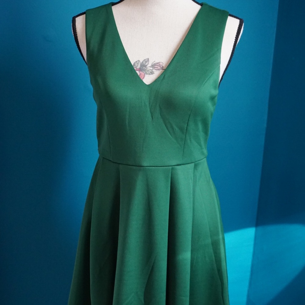 Pine green flowy dress